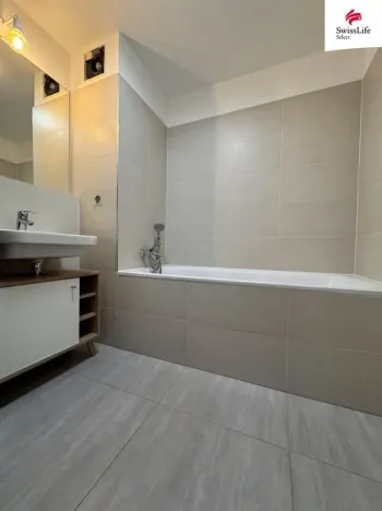 Pronájem bytu 2+kk, Praha - Karlín, Sokolovská, 65 m2