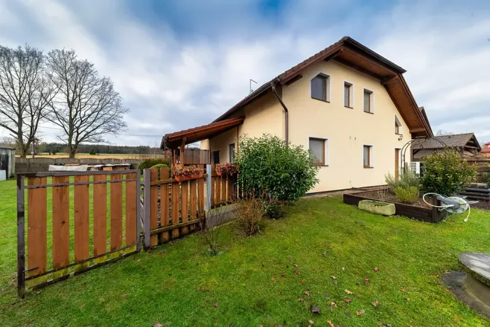 Prodej rodinného domu, Letiny, 282 m2