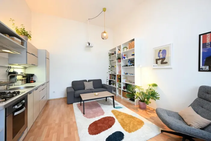 Pronájem bytu 2+kk, Praha - Holešovice, U garáží, 45 m2