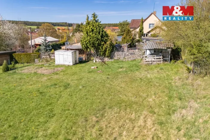 Prodej pole, Mrtník, 1161 m2