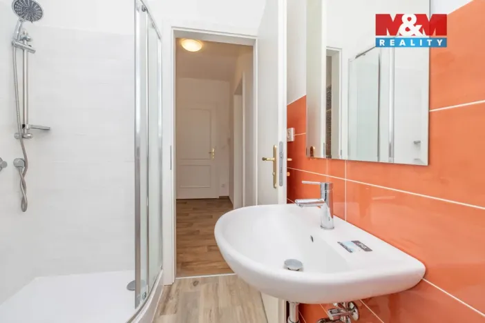 Pronájem bytu 1+kk, Studeněves, 32 m2