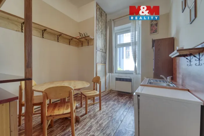 Prodej bytu 2+1, Plzeň - Jižní Předměstí, Jagellonská, 65 m2