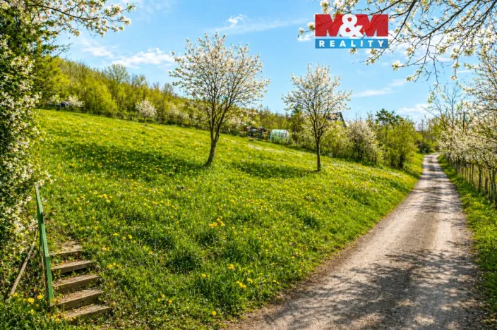 Prodej zahrady, Postoloprty - Mradice, 394 m2