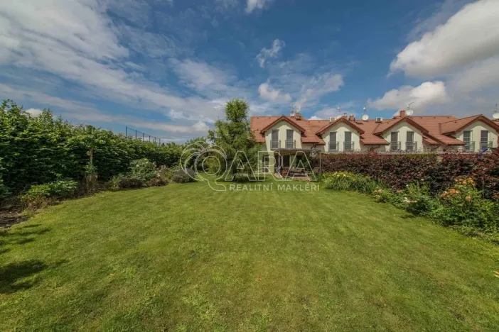 Pronájem rodinného domu, Veltrusy, Lomená, 139 m2