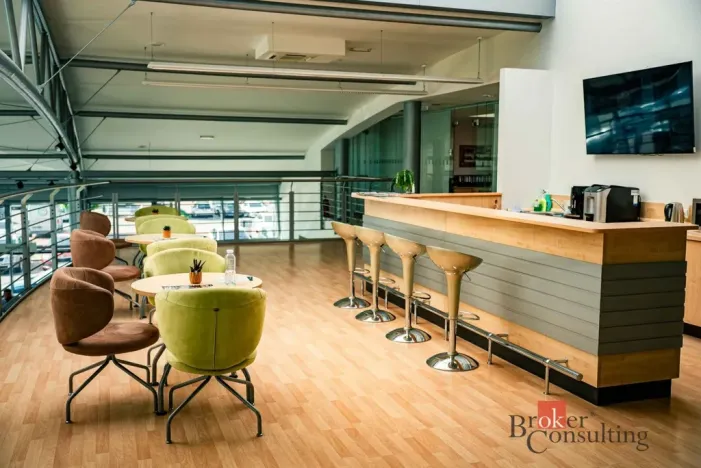 Pronájem kanceláře, Hradec Králové - Pražské Předměstí, Na Okrouhlíku, 13 m2