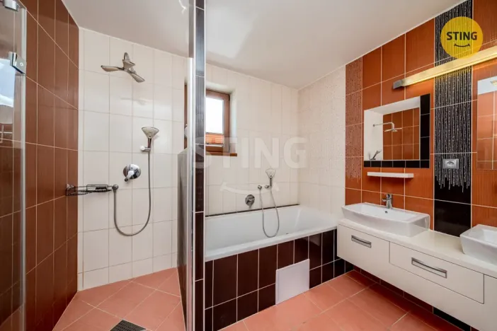 Prodej rodinného domu, Dolní Lutyně, U Jiřinky, 209 m2