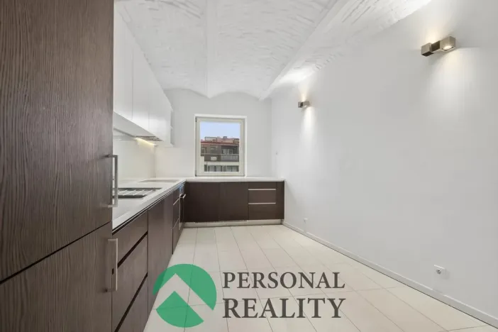 Pronájem bytu 3+1, Praha, U akademie, 130 m2