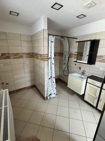 Prodej rodinného domu, Libhošť, 150 m2