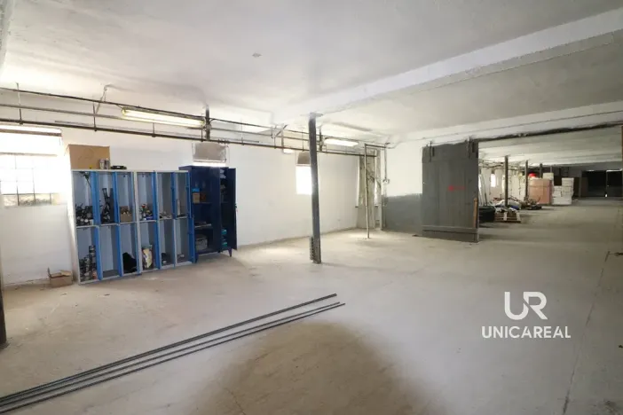 Pronájem skladu, Holubice, 1760 m2