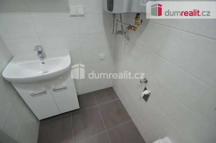 Pronájem bytu 1+kk, Praha - Nusle, Marie Cibulkové, 30 m2