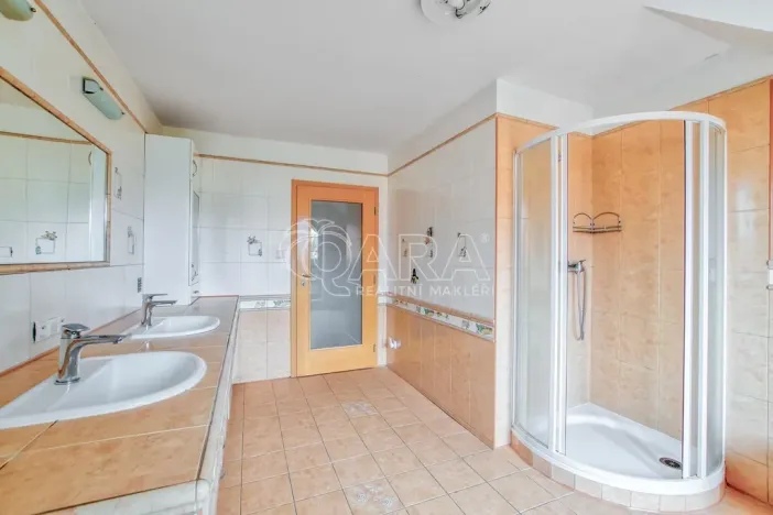 Prodej rodinného domu, Příbor, Pod Haškovcem, 233 m2