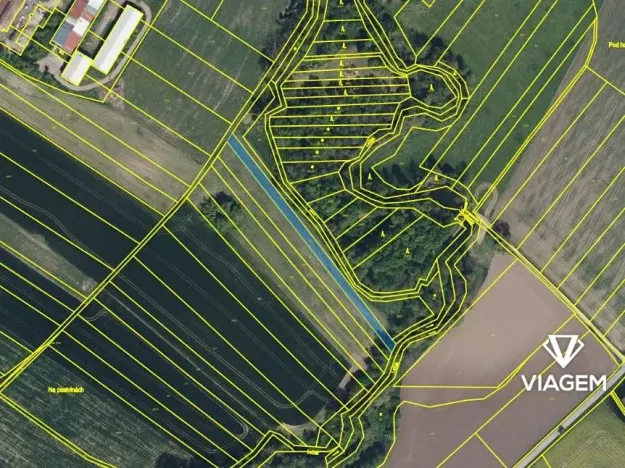 Prodej podílu pole, Trojovice, 908 m2