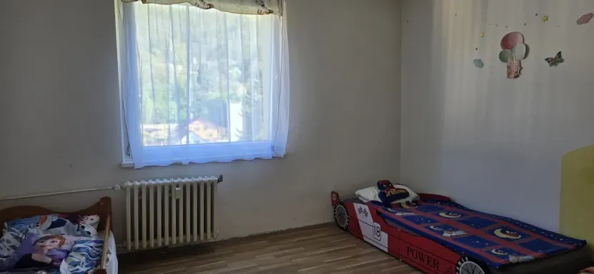 Prodej bytu 3+1, Ústí nad Labem - Mojžíř, Jindřicha Plachty, 77 m2