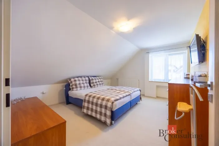 Prodej rodinného domu, Pardubice - Svítkov, Hradčanská, 126 m2