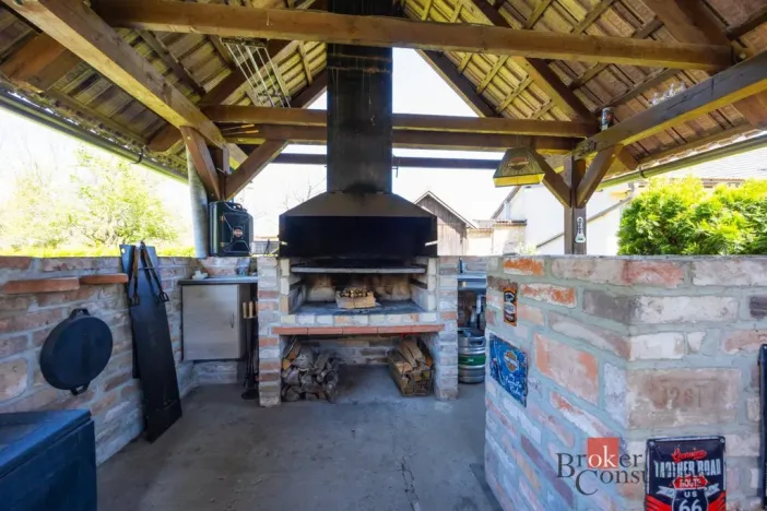 Prodej rodinného domu, Pardubice - Svítkov, Hradčanská, 126 m2