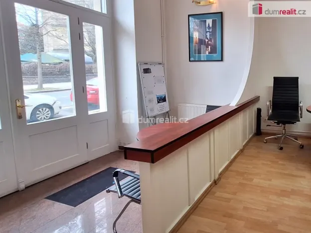 Pronájem kanceláře, Praha, Bubenečská, 51 m2
