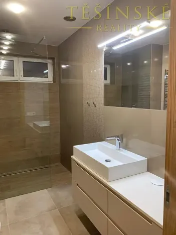 Pronájem bytu 5+kk, Komorní Lhotka, 200 m2