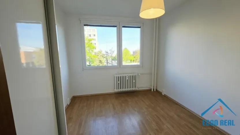 Pronájem bytu 3+1, Praha, Plamínkové, 67 m2