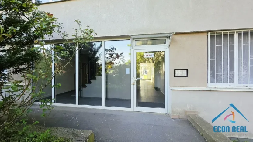 Pronájem bytu 3+1, Praha, Plamínkové, 67 m2