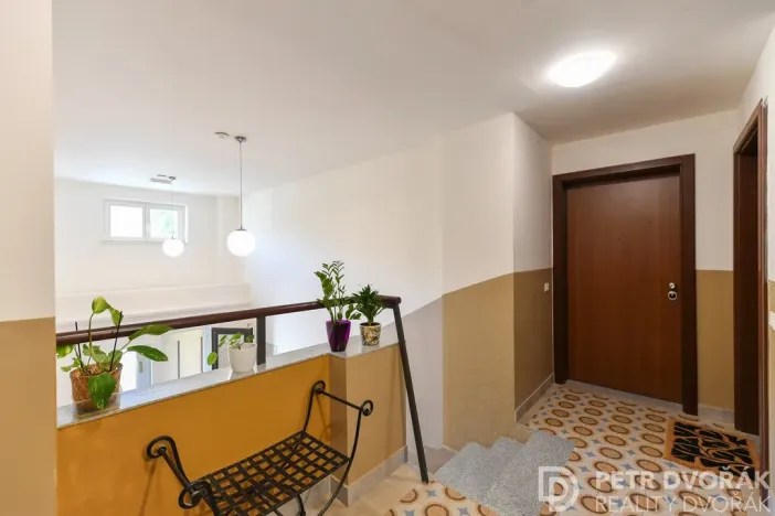 Pronájem bytu 2+kk, Praha - Vinohrady, Mánesova, 46 m2