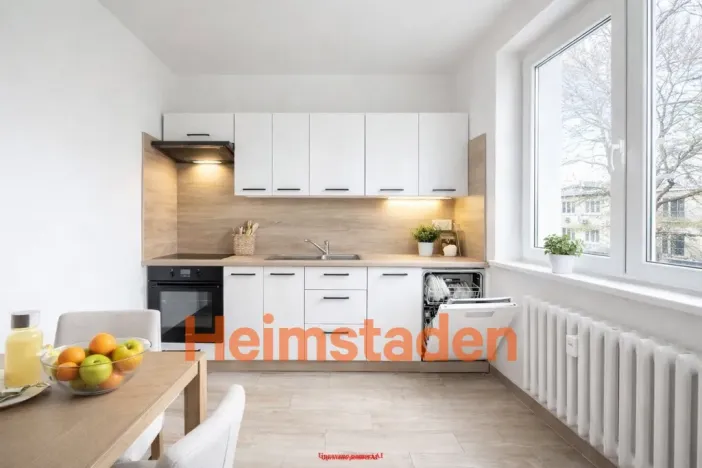 Pronájem bytu 2+1, Havířov - Město, Radniční, 66 m2