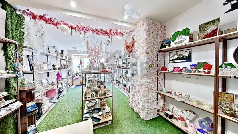 Pronájem obchodního prostoru, Praha - Kobylisy, Klapkova, 40 m2