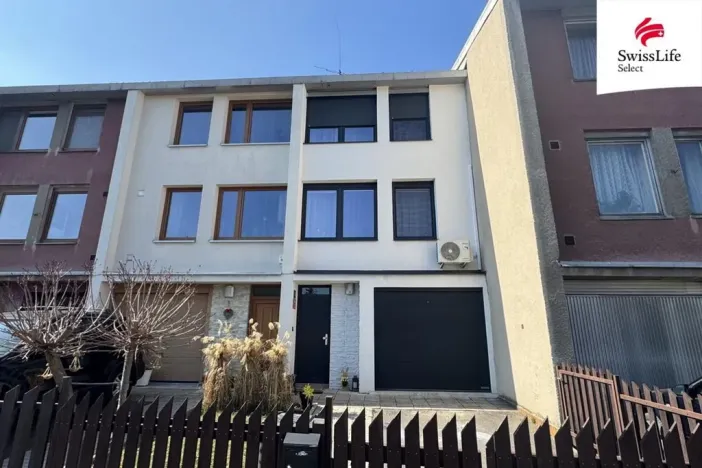 Prodej rodinného domu, Praha - Kobylisy, Modřínová, 139 m2