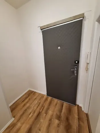 Pronájem bytu 2+kk, Praha - Vysočany, Novovysočanská, 60 m2