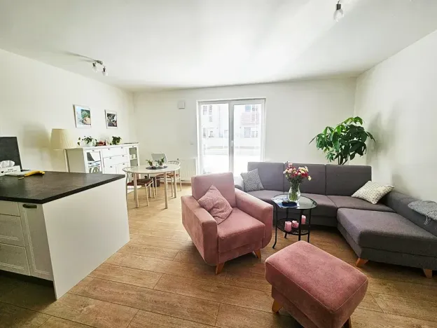 Pronájem bytu 2+kk, Jesenice, Cedrová, 65 m2