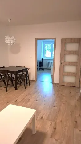 Pronájem bytu 3+1, Praha - Kobylisy, Vršní, 64 m2