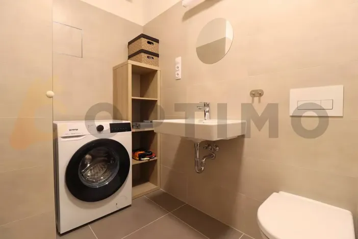 Pronájem bytu 2+kk, Kladno, Bohumila Landy, 46 m2