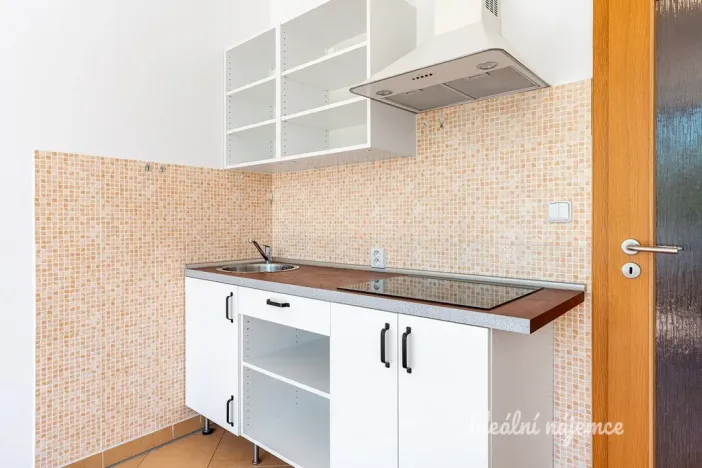 Pronájem bytu 1+kk, Praha - Stodůlky, Raichlova, 24 m2