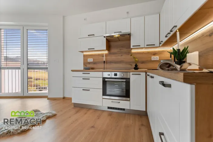 Pronájem bytu 2+kk, Náchod - Staré Město nad Metují, Bartoňova, 60 m2