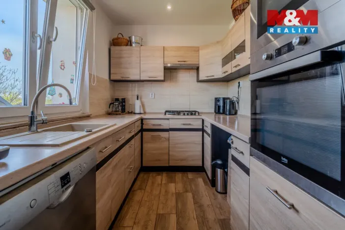 Prodej bytu 3+1, Karviná - Mizerov, Na Kopci, 60 m2