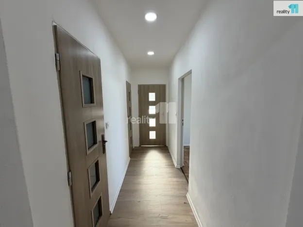 Pronájem bytu 2+1, Česká Lípa, Železničářská, 60 m2