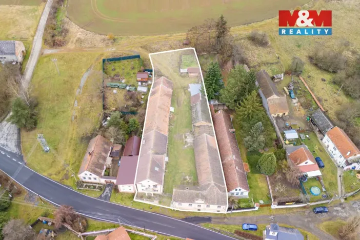 Prodej rodinného domu, Stříbro - Otročín, 300 m2