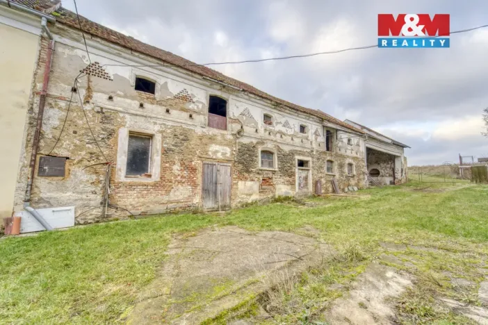 Prodej rodinného domu, Stříbro - Otročín, 300 m2