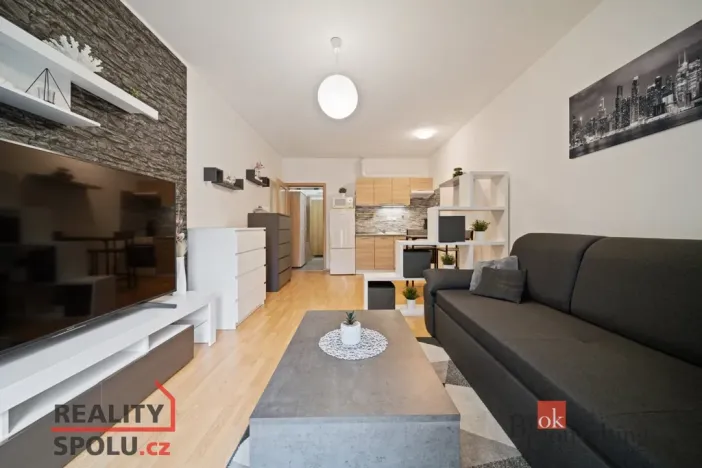 Pronájem bytu 1+kk, Hradec Králové - Nový Hradec Králové, Kejzlarova, 31 m2