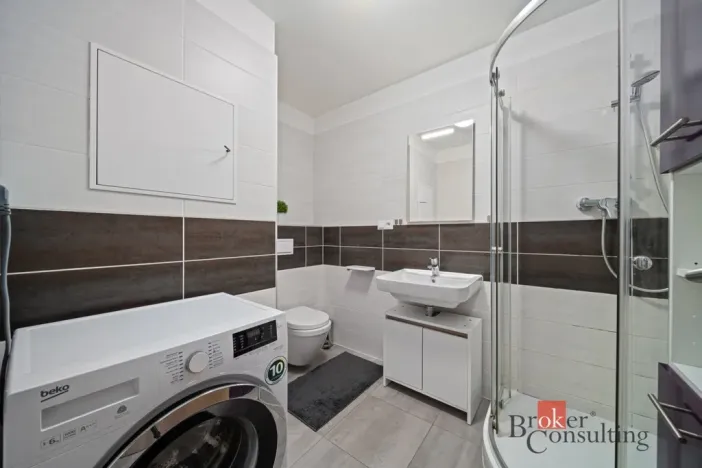 Pronájem bytu 1+kk, Hradec Králové - Nový Hradec Králové, Kejzlarova, 31 m2