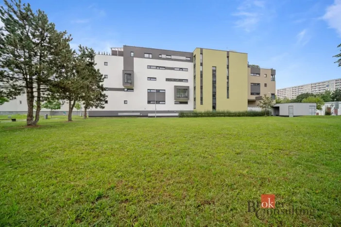 Pronájem bytu 1+kk, Hradec Králové - Nový Hradec Králové, Kejzlarova, 31 m2
