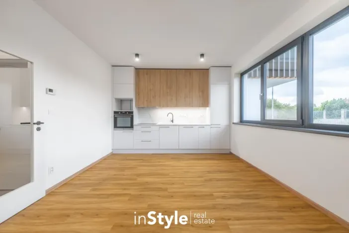 Pronájem bytu 1+kk, Uherské Hradiště - Jarošov, U Řeky, 30 m2