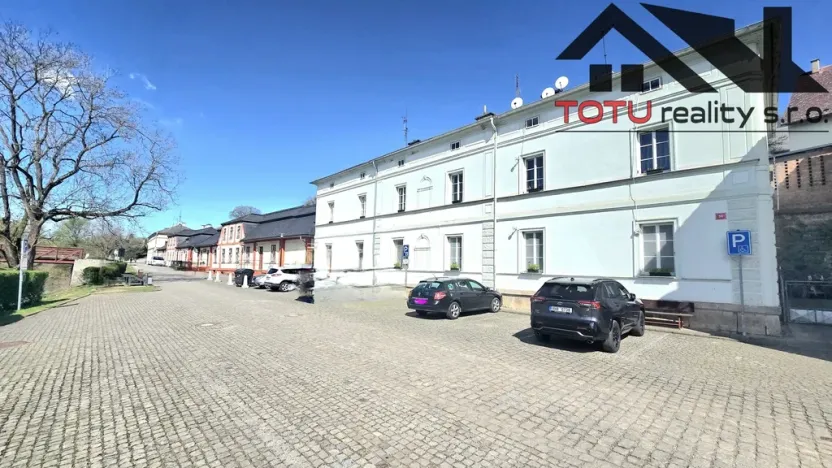 Prodej bytu 4+1, Kuks, 91 m2