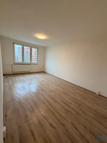 Pronájem bytu 2+1, Chomutov, Školní pěšina, 50 m2
