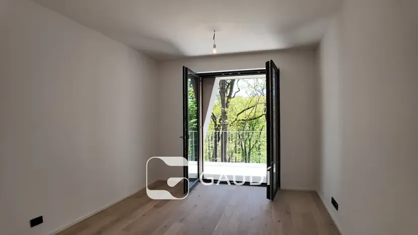 Prodej bytu 1+kk, Praha, Mezitraťová, 32 m2