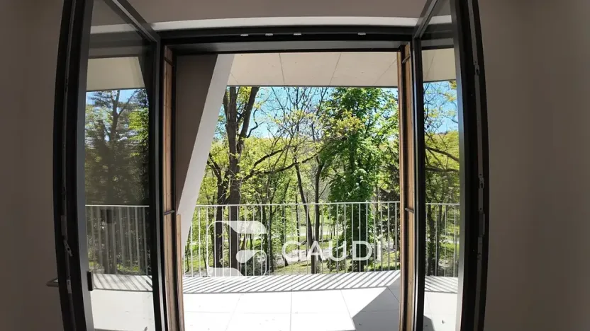 Prodej bytu 1+kk, Praha, Mezitraťová, 32 m2