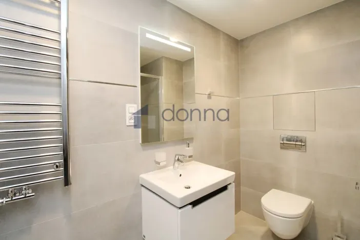 Pronájem bytu 2+kk, Praha, Kotlaska, 57 m2