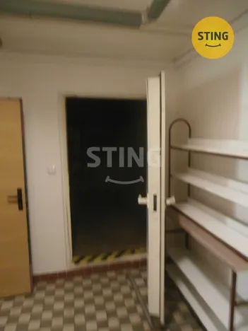 Pronájem obchodního prostoru, Opava - Kylešovice, Hlavní, 240 m2