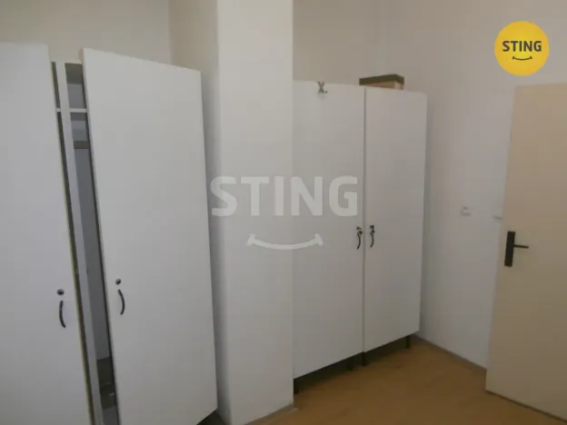 Pronájem obchodního prostoru, Opava - Kylešovice, Hlavní, 240 m2