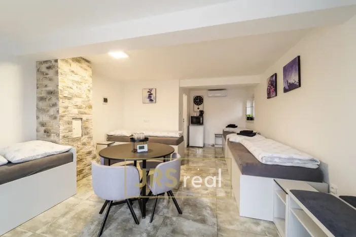 Prodej rodinného domu, Dolní Němčí, 220 m2