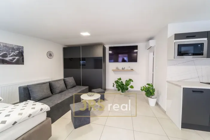 Prodej rodinného domu, Dolní Němčí, 220 m2